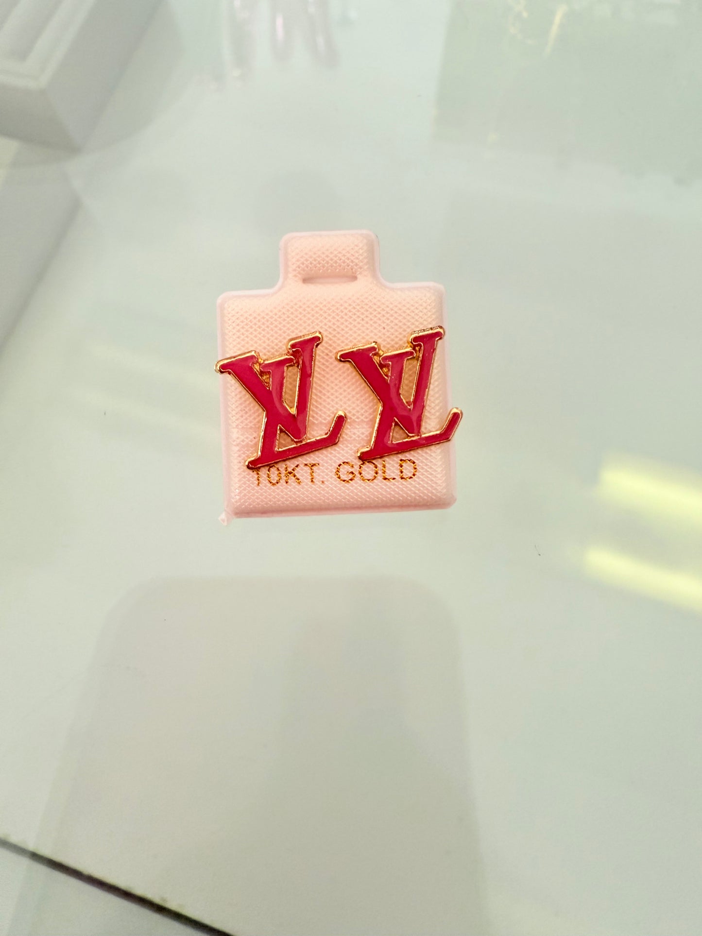 LV hot pink Oro 10K